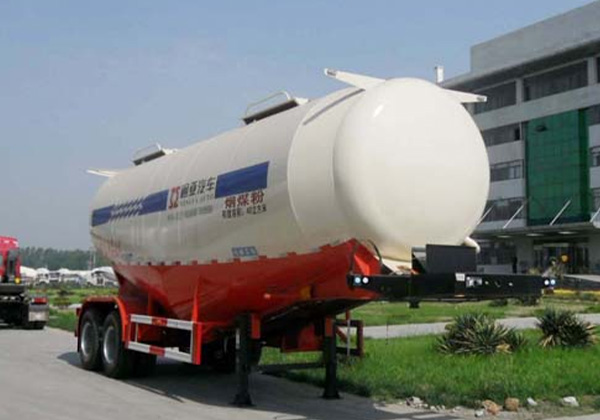 低密度粉粒物料运输半挂车